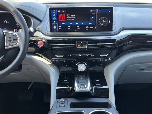 Used 2026 Acura MDX w/ Technology Package image 17