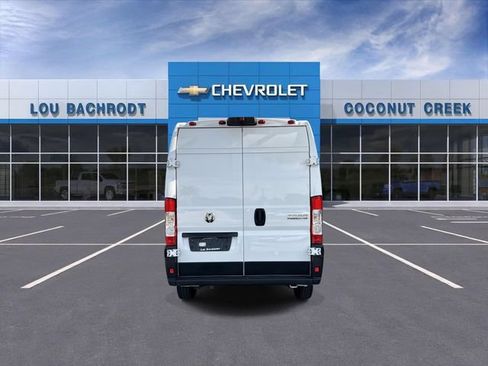 Used 2025 RAM ProMaster 2500 w/ Convenience Group FWD image 7