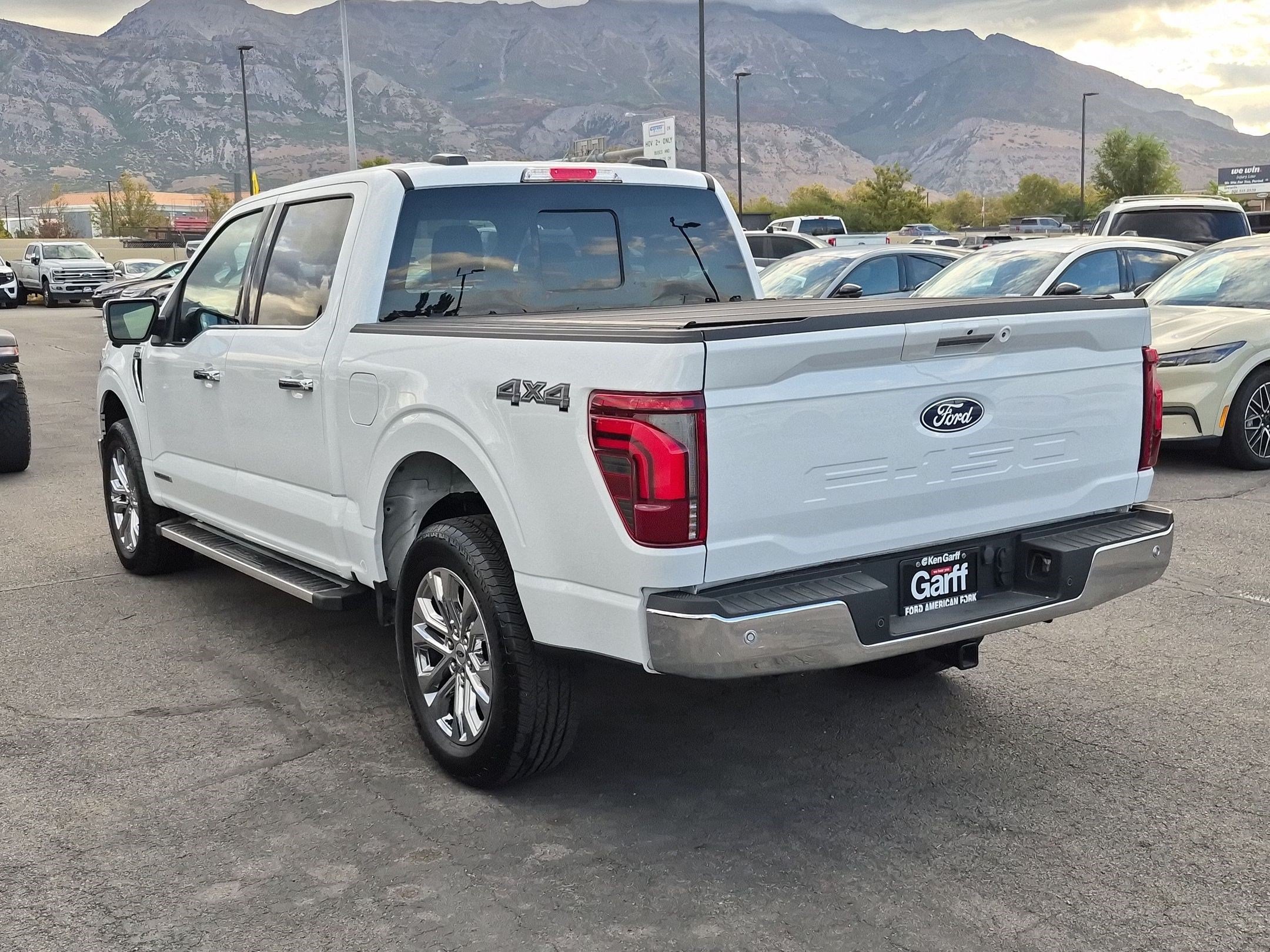 Used 2024 Ford F150 Lariat w/ Tow/Haul Package AWD/4WD image 9