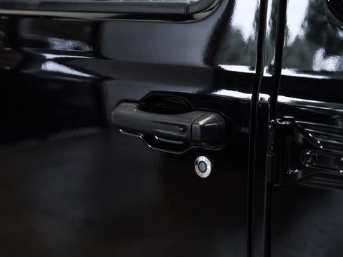 Used 2020 Jeep Wrangler Unlimited Rubicon AWD/4WD image 42
