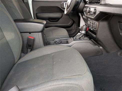 Used 2024 Jeep Wrangler Sport S image 33