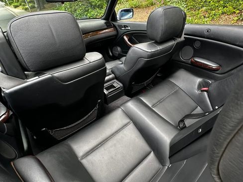 Used 2006 BMW 330Ci Convertible image 32