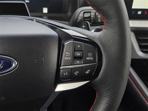 Used 2025 Ford Explorer ST image 26