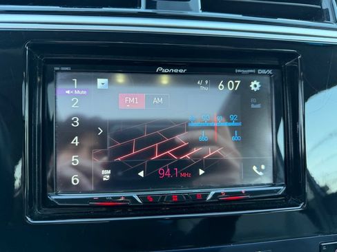 Used 2018 Subaru Outback 2.5i Limited AWD/4WD image 18