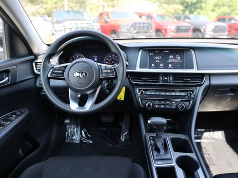 Used 2020 Kia Optima LX FWD image 12