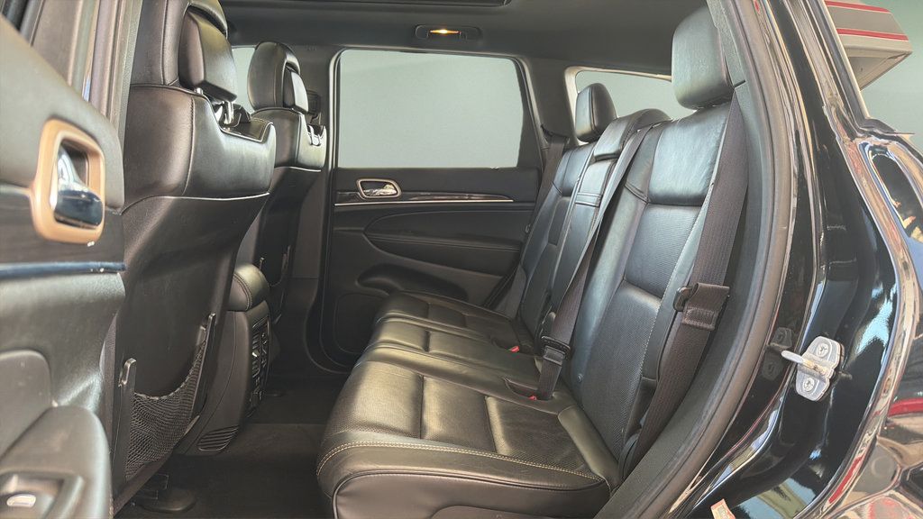 Used 2014 Jeep Grand Cherokee Overland AWD/4WD image 19