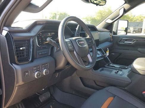 New 2026 GMC Sierra 2500 AT4 w/ AT4 Premium Plus Package AWD/4WD image 21