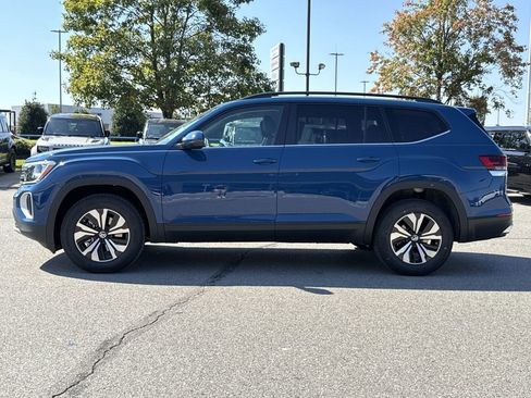 New 2026 Volkswagen Atlas SE image 2