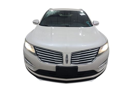 Used 2018 Lincoln MKC Reserve w/ Canadian Touring Package AWD/4WD image 2