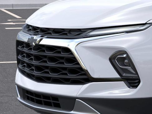 New 2026 Chevrolet Blazer LT w/ Sound & Technology Package FWD image 13