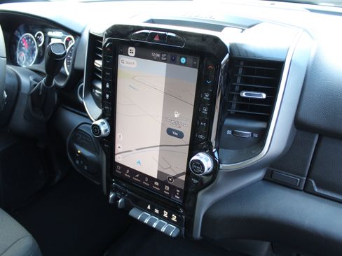 Used 2025 RAM 2500 Big Horn image 21