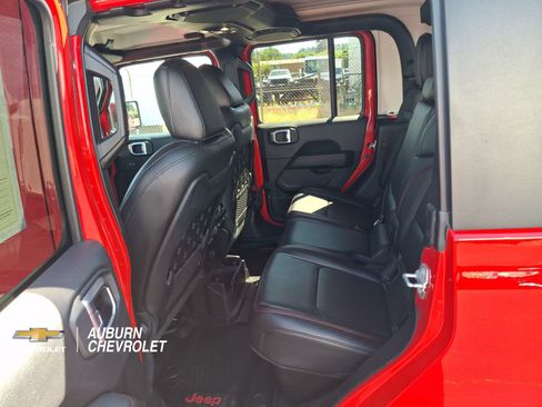 Used 2020 Jeep Gladiator Rubicon AWD/4WD image 18