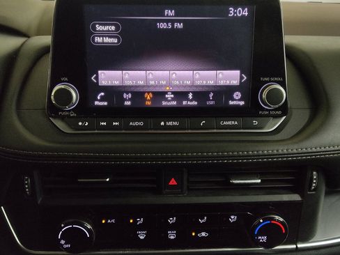 Used 2021 Nissan Rogue S AWD/4WD image 25