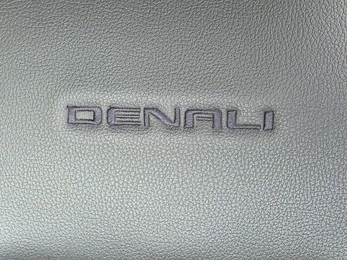 Used 2023 GMC Canyon Denali AWD/4WD image 8