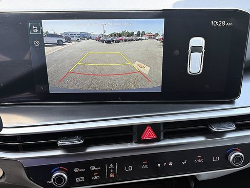 Used 2025 Kia Sorento S w/ Panoramic Sunroof Package FWD image 24