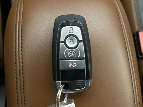 Used 2023 Ford Bronco Sport Outer Banks w/ Tech Package AWD/4WD image 10