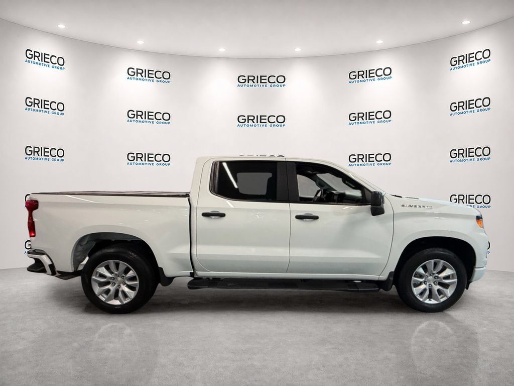 Used 2026 Chevrolet Silverado 1500 Custom RWD image 8