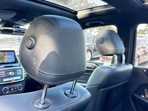 Used 2018 Mercedes-Benz GLS 450 GLS 450 w/ Premium Package image 29