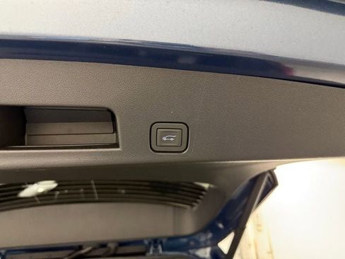 New 2026 Buick Enclave Preferred image 8