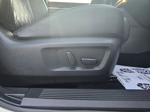 Used 2021 Nissan Rogue Platinum image 31