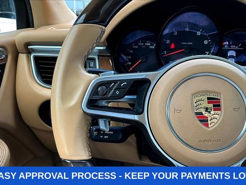 Used 2017 Porsche Macan AWD/4WD image 14