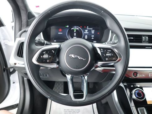 Used 2024 Jaguar I-PACE R-Dynamic HSE image 11