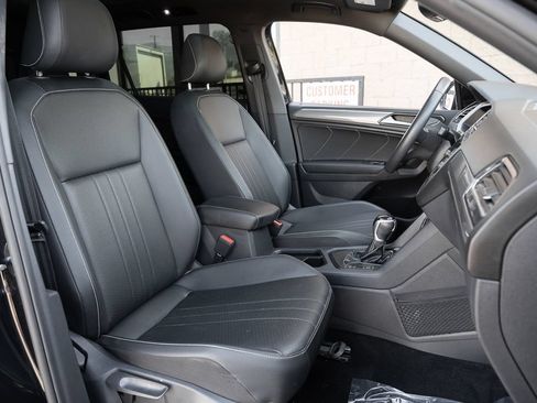 Used 2023 Volkswagen Tiguan SE R-Line FWD image 42