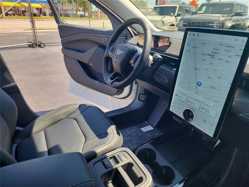 New 2026 Ford Mustang Mach-E Premium image 27