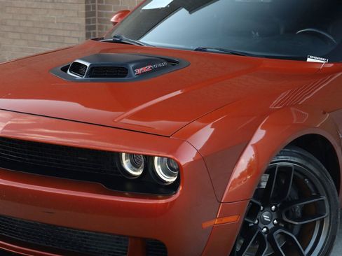Used 2021 Dodge Challenger R/T Scat Pack RWD image 9