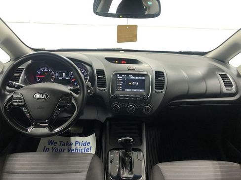 Used 2018 Kia Forte S w/ S Technology Plus Package image 14