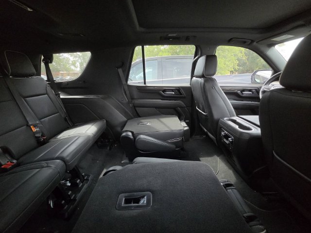 Used 2025 GMC Yukon Elevation w/ Technology Package AWD/4WD image 10