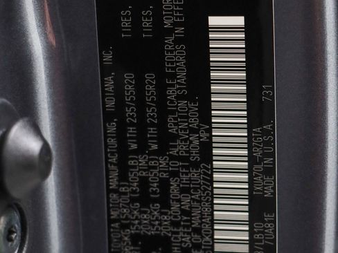 Used 2024 Toyota Highlander Limited image 37