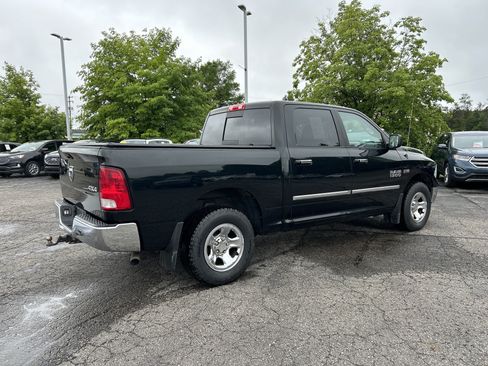 Used 2017 RAM 1500 Classic SLT AWD/4WD image 4