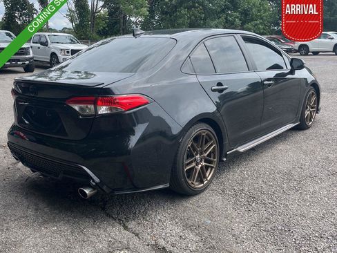 Used 2022 Toyota Corolla SE FWD image 1