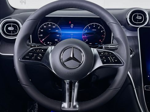 New 2026 Mercedes-Benz GLC 300 image 17
