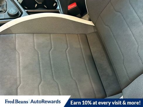 New 2026 Volkswagen Taos SE AWD/4WD image 16