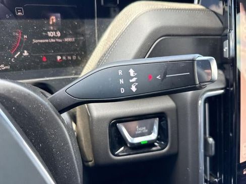 Certified 2025 GMC Yukon Denali AWD/4WD image 16