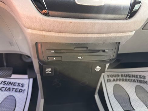 Used 2020 Honda Odyssey Elite image 24