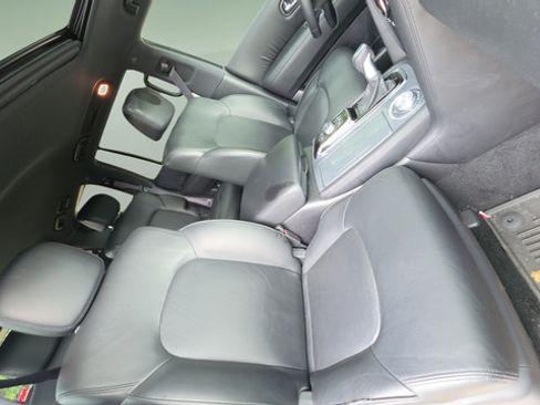 Used 2023 Nissan Armada SL w/ Midnight Edition Package AWD/4WD image 33