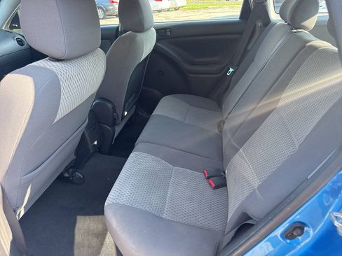 Used 2007 Toyota Matrix w/ PWR Pkg FWD image 12