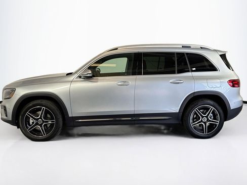 New 2026 Mercedes-Benz GLB 250 4MATIC image 8