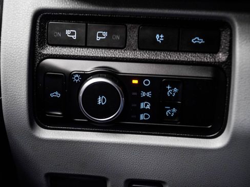 Used 2024 Ford F250 Limited w/ FX4 Off-Road Package AWD/4WD image 35