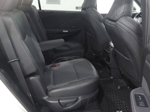 Used 2024 Lexus TX 500h AWD image 20
