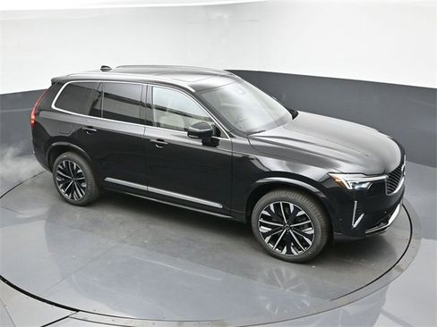 New 2026 Volvo XC90 T8 Plus image 46
