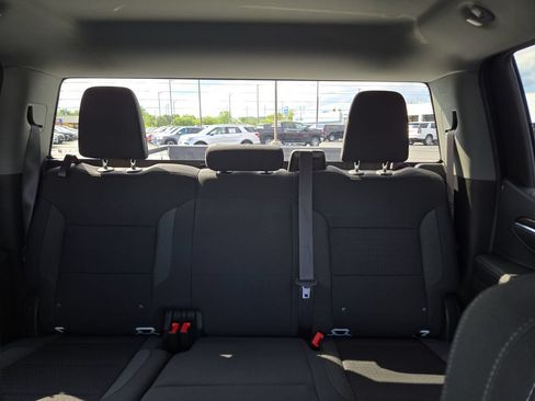 Used 2024 Chevrolet Silverado 1500 LT AWD/4WD image 9