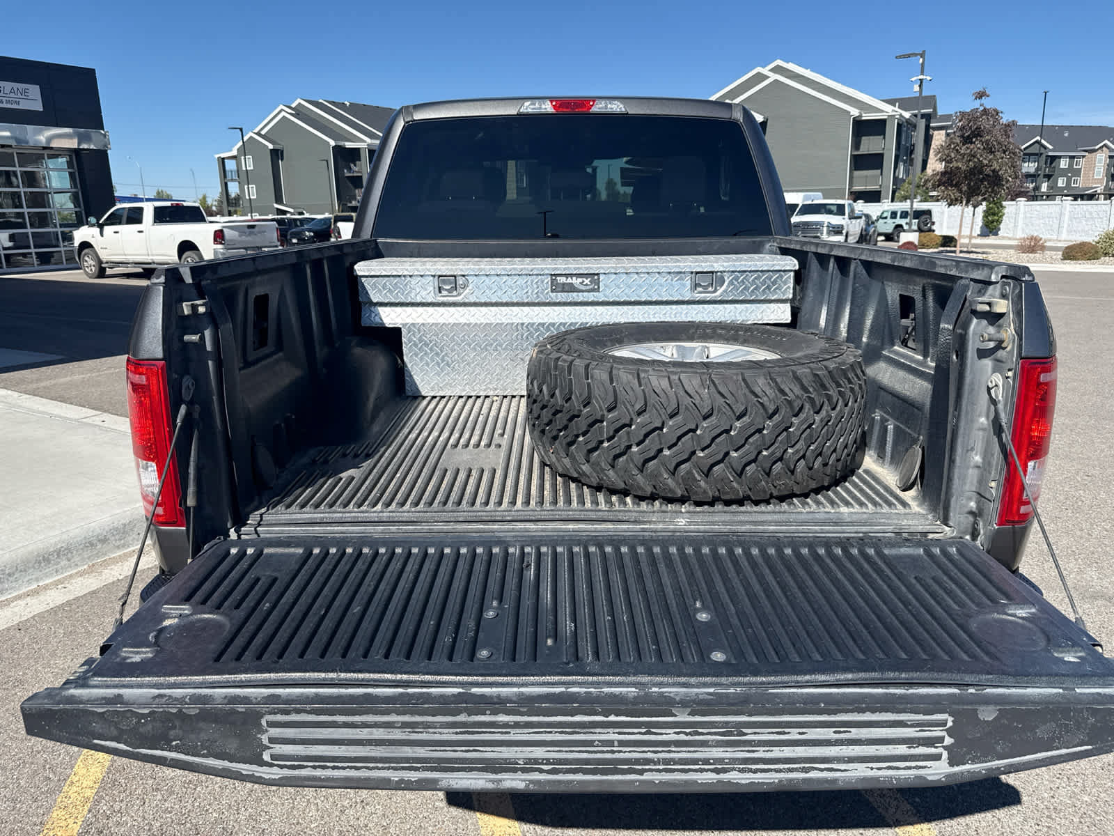 Used 2016 Ford F150 XLT AWD/4WD image 21