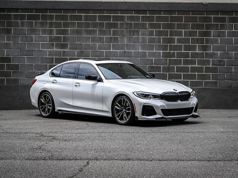 Used 2021 BMW M340i xDrive w/ Executive Package AWD/4WD image 2