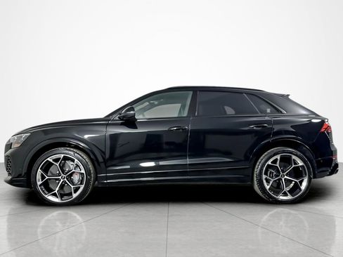 Used 2025 Audi RS Q8 performance image 2