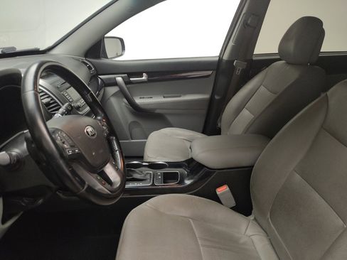 Used 2014 Kia Sorento LX w/ Premium Package image 17