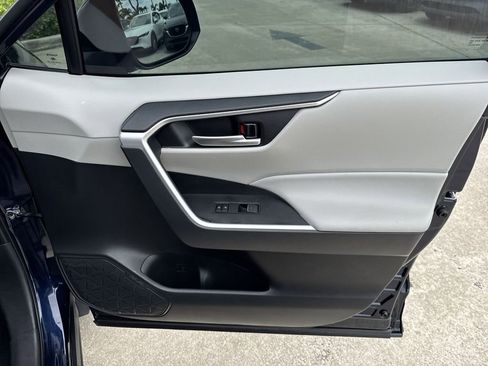 Used 2024 Toyota RAV4 XLE image 43